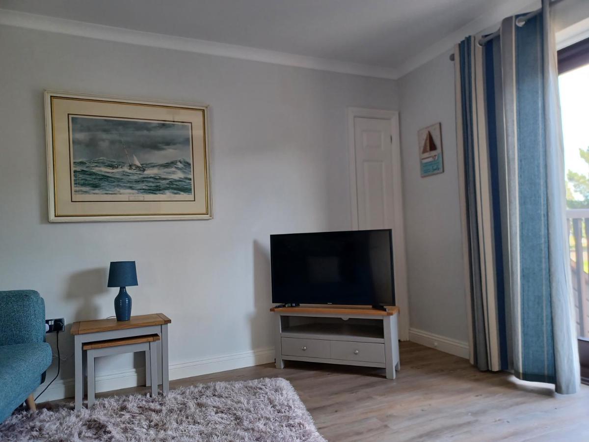 Aqua Vista Apartment Пул Екстериор снимка